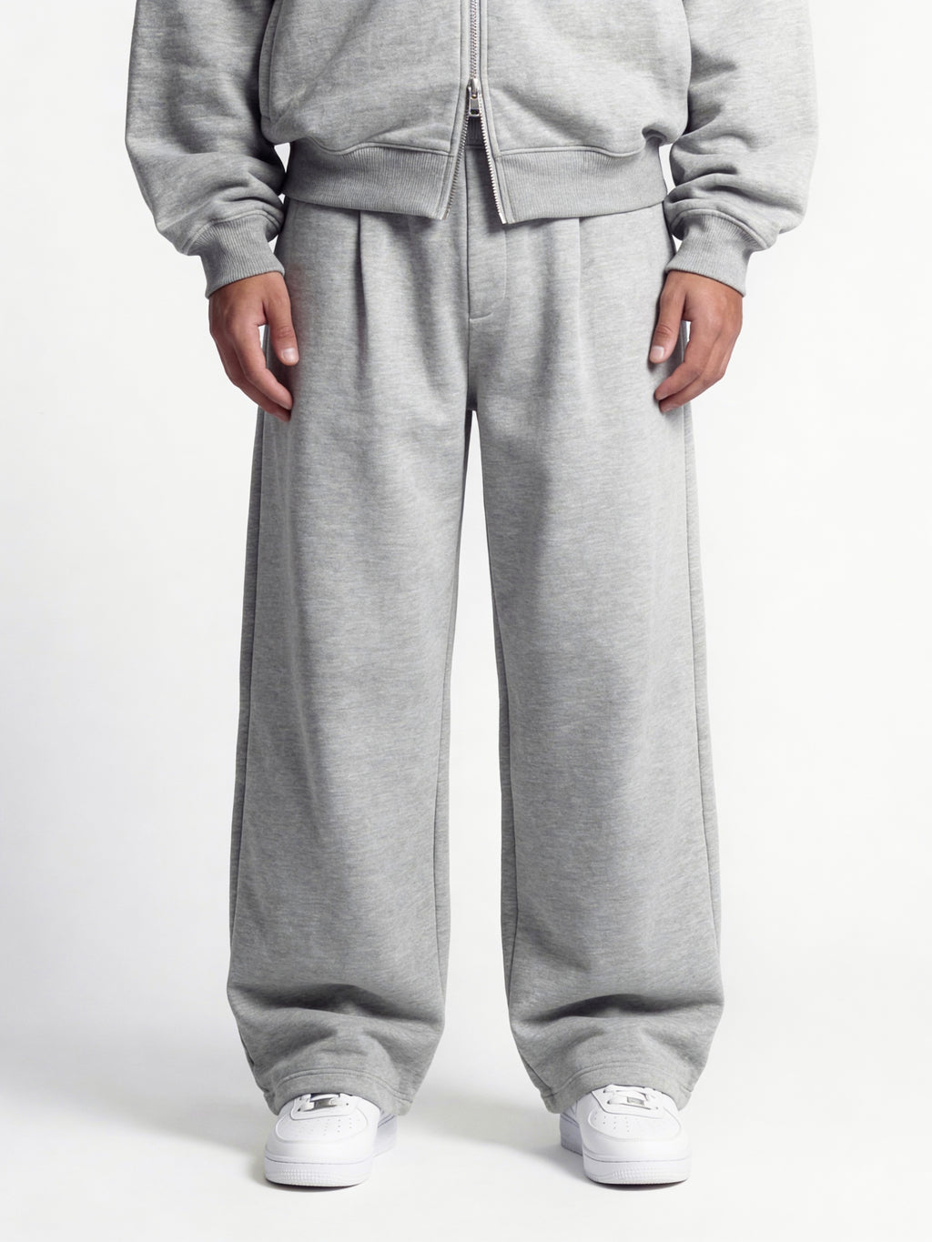 Oversized pleated pants