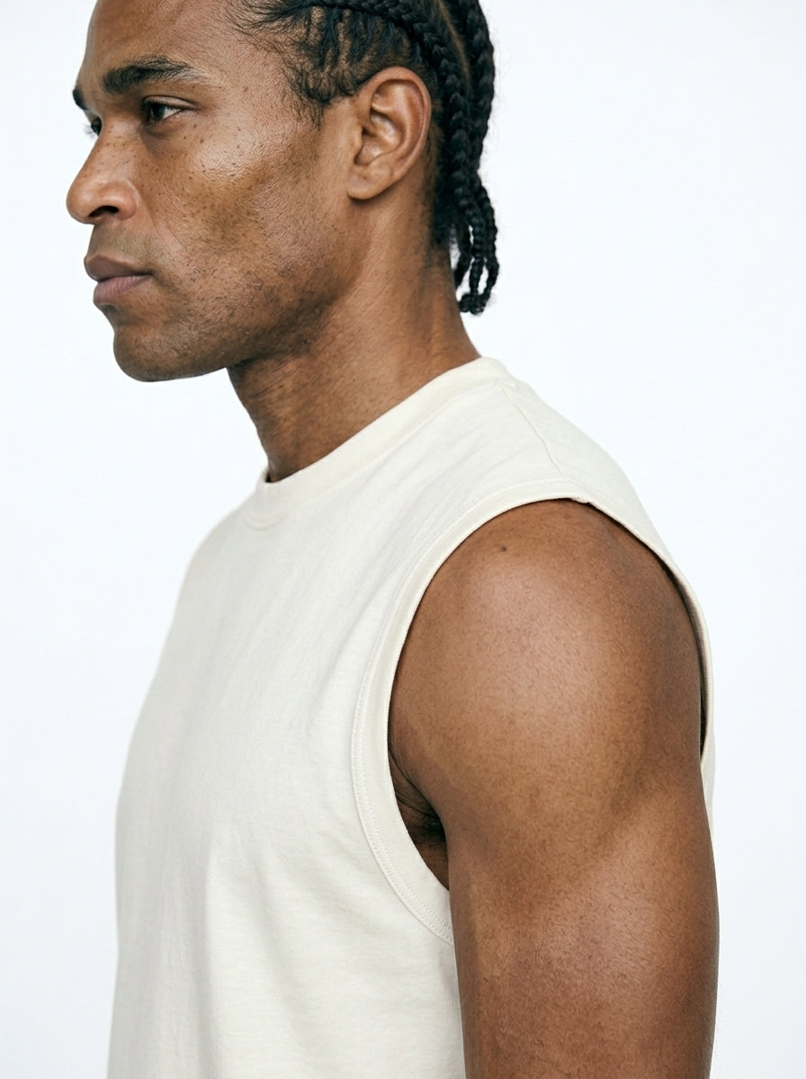 SLEEVELESS T-SHIRT